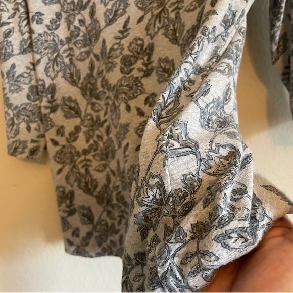 Pure Jill floral top size M gray casual everyday gma core soft comfort - Picture 6 of 8